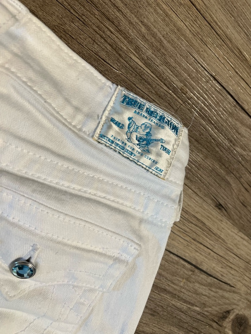True Religion x Swarovski White Mid Rise Jeans Size 24